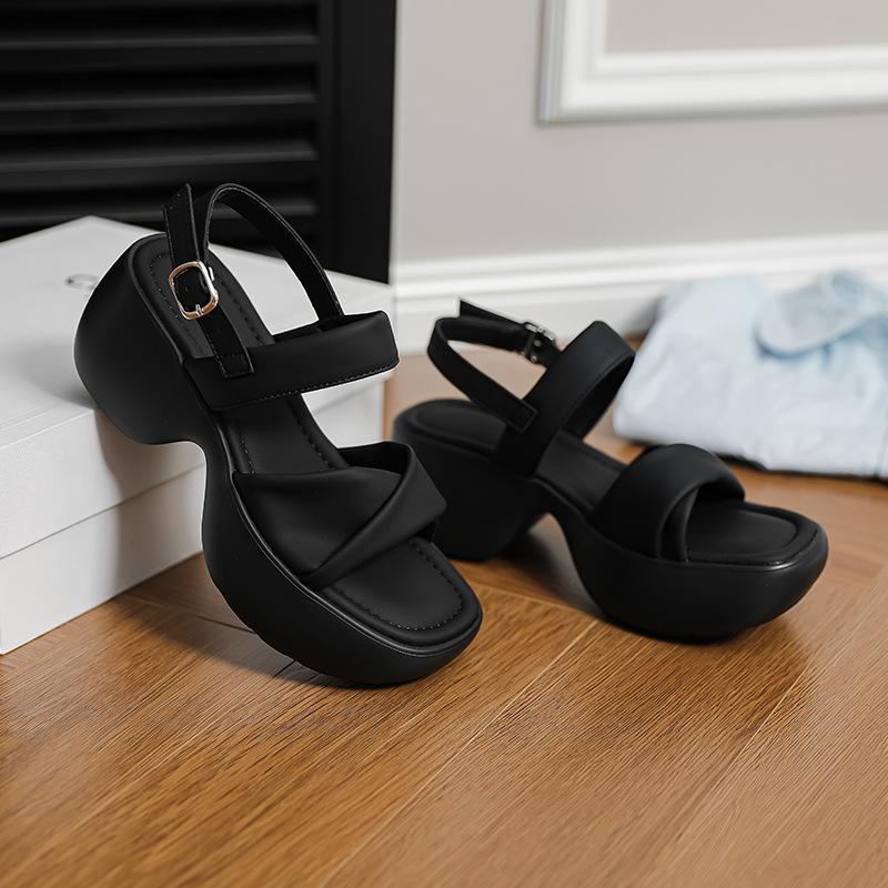 New Korean version of casual word with round head open toe heightening muffin heel thick bottom soft bottom stepping on shit Roman sandals women