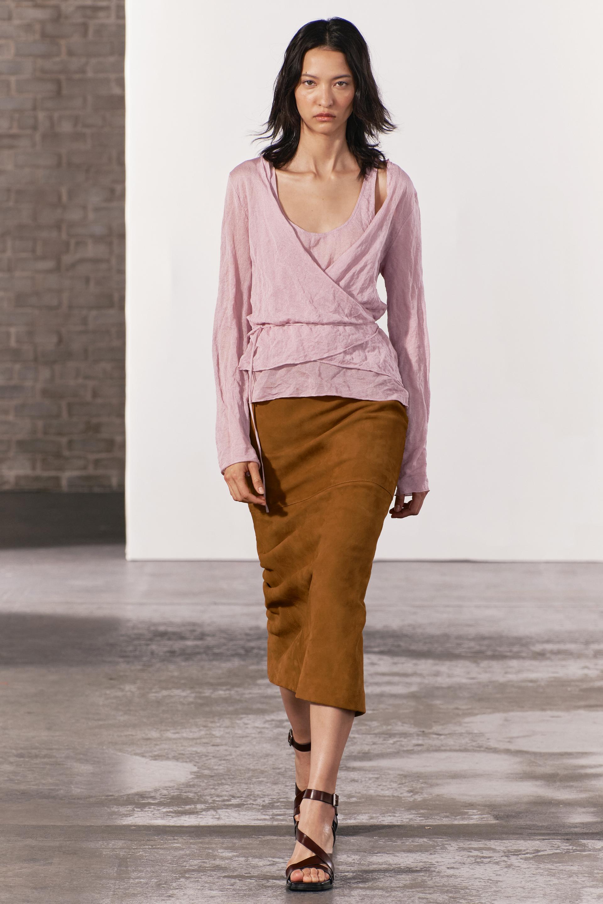 

КАРДИГАН ТОНКОГО ТРИКОТАЖА С ЭФФЕКТОМ МЯТОСТЕЙ