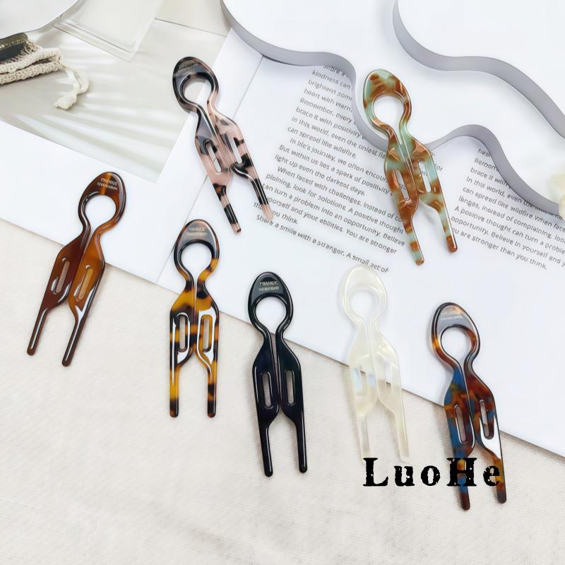 Elegant Leopard Print Acetate Hairpin for Women's Bun Hairstyles