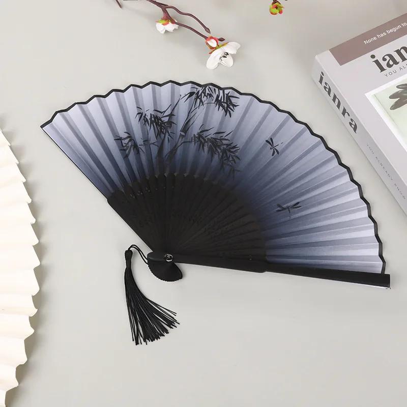 Japonský skládací ventilátor Starověký čínský Starověký styl Dlouhá rukojeť Hedvábný ventilátor Řemeslný dárek Lady Dance Fan