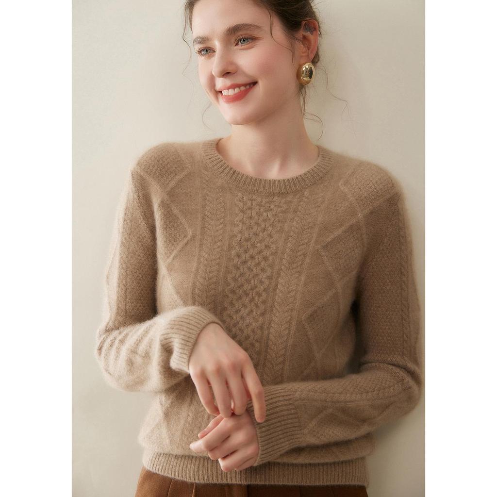 Women's Round Neck Cashmere Sweater - Thick Three-Ply Pullover for Autumn/Winter, Loose and Warm Versatile Base Layer Top.