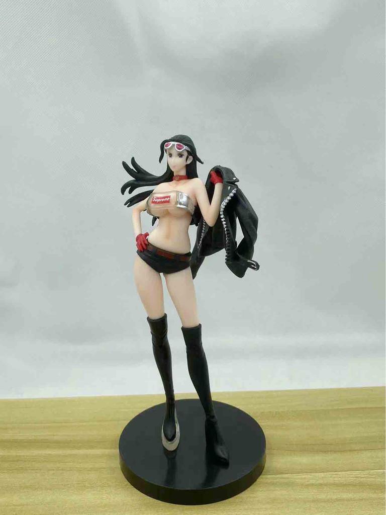 Pirate One Piece GK Street Fashion Queen Robin Nami Handmade Model Statue
