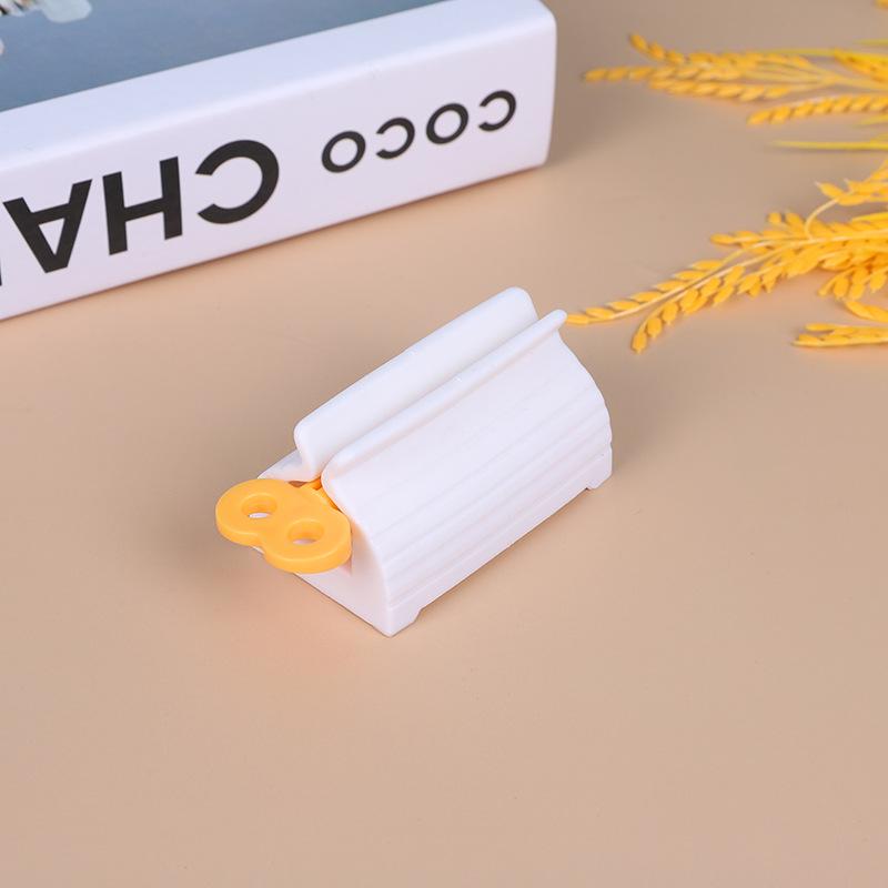 Large Facial Cleanser and Toothpaste Squeezer - Manual, Creative, and Convenient.