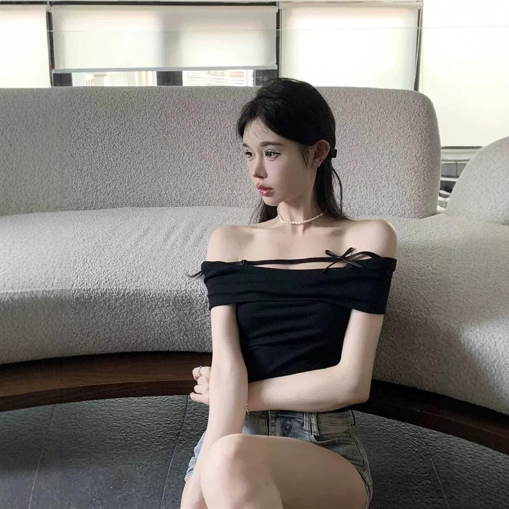 One-word Shoulder Sweet Spice Girl Bow Short-sleeved T-shirt Women's Summer Design Sense Slim and Thin Pure Shoulder Short Top