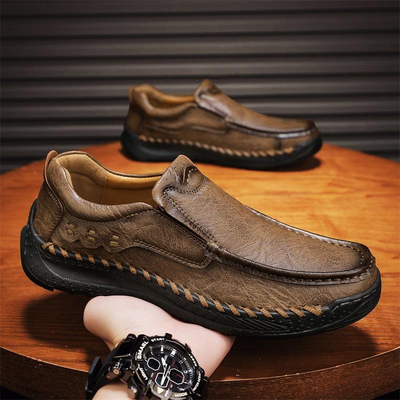 Fashion Outdoor Leather Men Sneakers Slip On Casual Shoes Handmade Man Walking Shoes Light Loafers Moccasins Comfortable Hiking Footwear