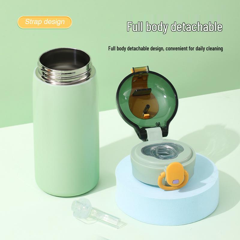 Kids' Thermos Straw Cup: Portable, Insulated, Bounce-Top for On-the-Go. Ideal for Students and Active Lifestyles.