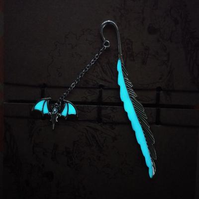 1 Pcs Creative Feather Deer Head Bat Metal Luminous Bookmarks School Kawaii Stationery Gift Escolar Label Supplies