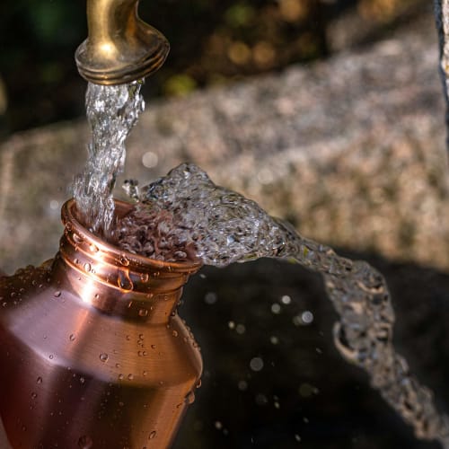 Kosdeg Copper Water Bottle - 34 Oz Vintage Modern Design - Drink from an Ayurvedic Pure Copper Vessel - Drink More Water, Reduce Sugar Intake, and Enj