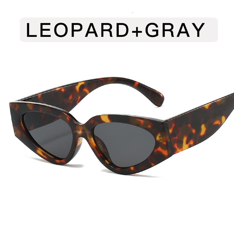 New Vintage Cat Eye Sunglasses for Women Men Round Sun Glasses Female Oval Eyewear for Male Female Eyeglasses