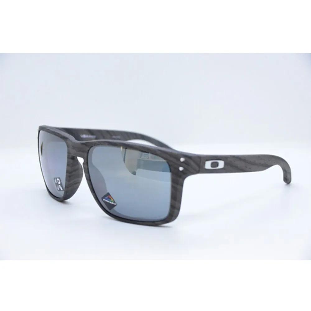 Oakley HOLBROOK XL OO9417 34, Oakley Holbrook XL Polarized Sunglasses