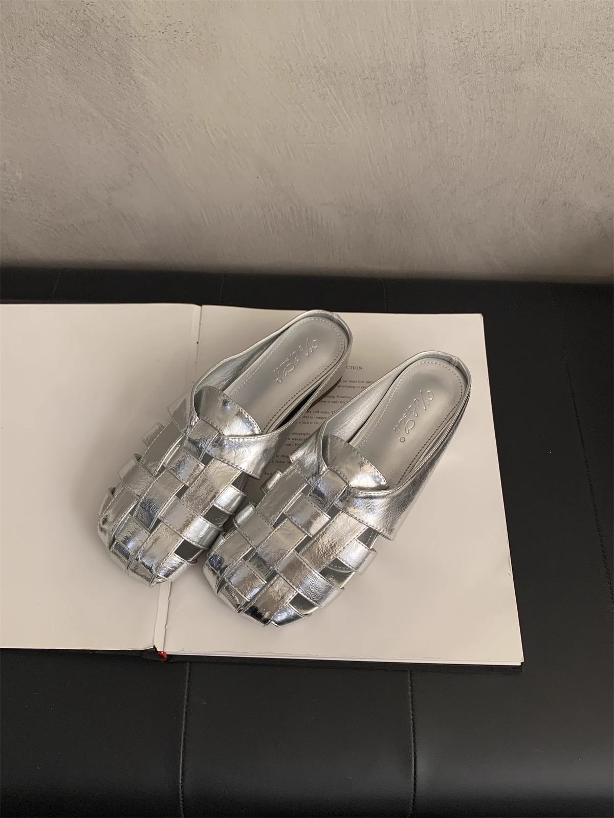 

Soft-soled Mary Jane sandals women s 2025 summer shallow mouth hollow hole ballet flats French small single shoes tide 39 срібний