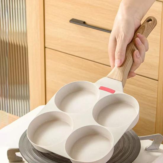 Pánev na smažení vajec s olejovým štětcem stěrkou Léčivý kámen Nepřilnavá pánev Design se 4 otvory Pánev na smažení vajec palačinek Rychlé zahřívání