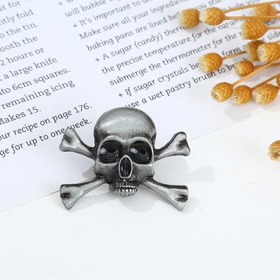 Personalized Skull Head Cross Sword Brooches For Women Men Vintage Gothic Metal Ghost Head Badge Party Jewelry Pins