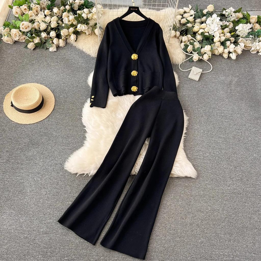 Otoño Invierno botones dorados cuello en V cárdigan con bolsillo suéteres de punto + Pantalones de pierna ancha chándales conjunto largo de dos piezas