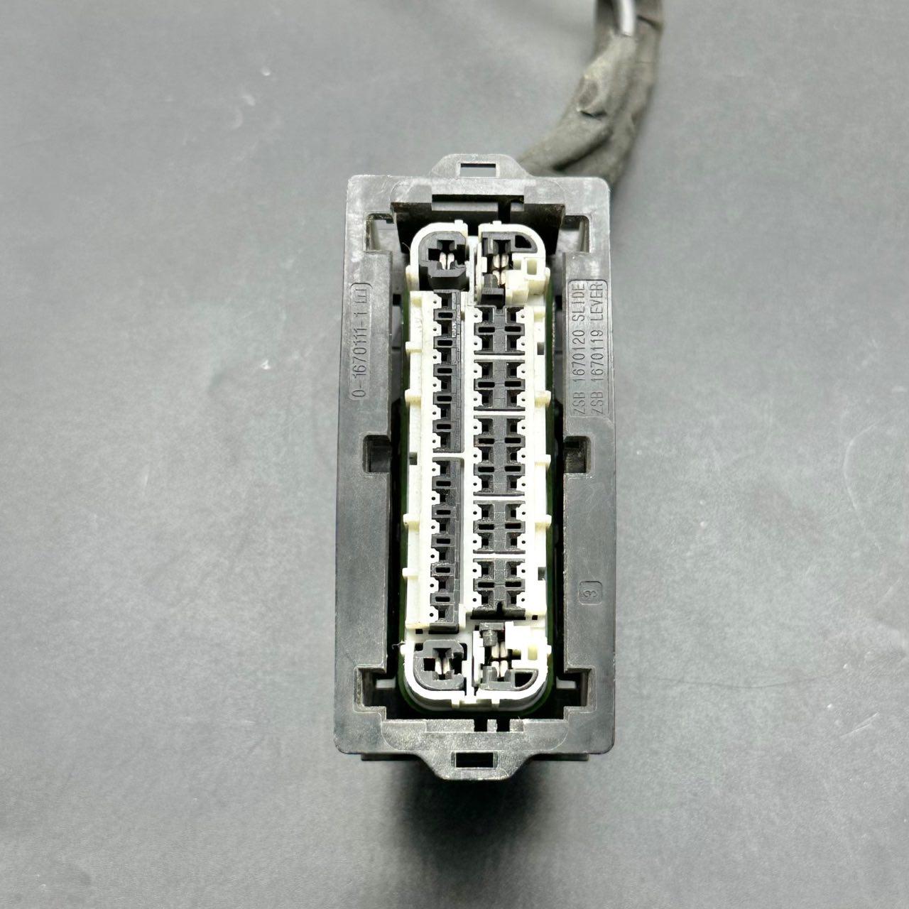 

1pc for Hyundai Kia Sportage R IX35 ABS pump car wiring harness plug 38Pin connector cable 1pc B