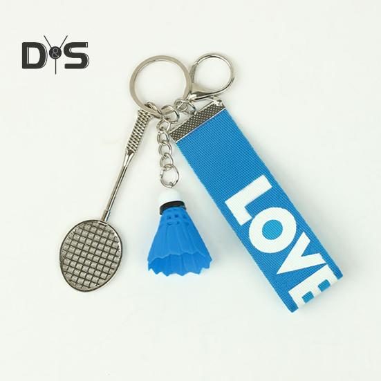 Mini Badminton Keychain Badminton Racket Backpack Accessory Sports Keyring Gifts for Badminton Lover Players