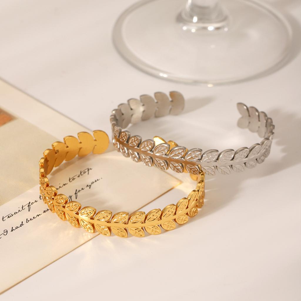 Leaf Bangle for Women, Light Luxury High-end Adjustable Open Bangle, Titanium Steel Bracelet