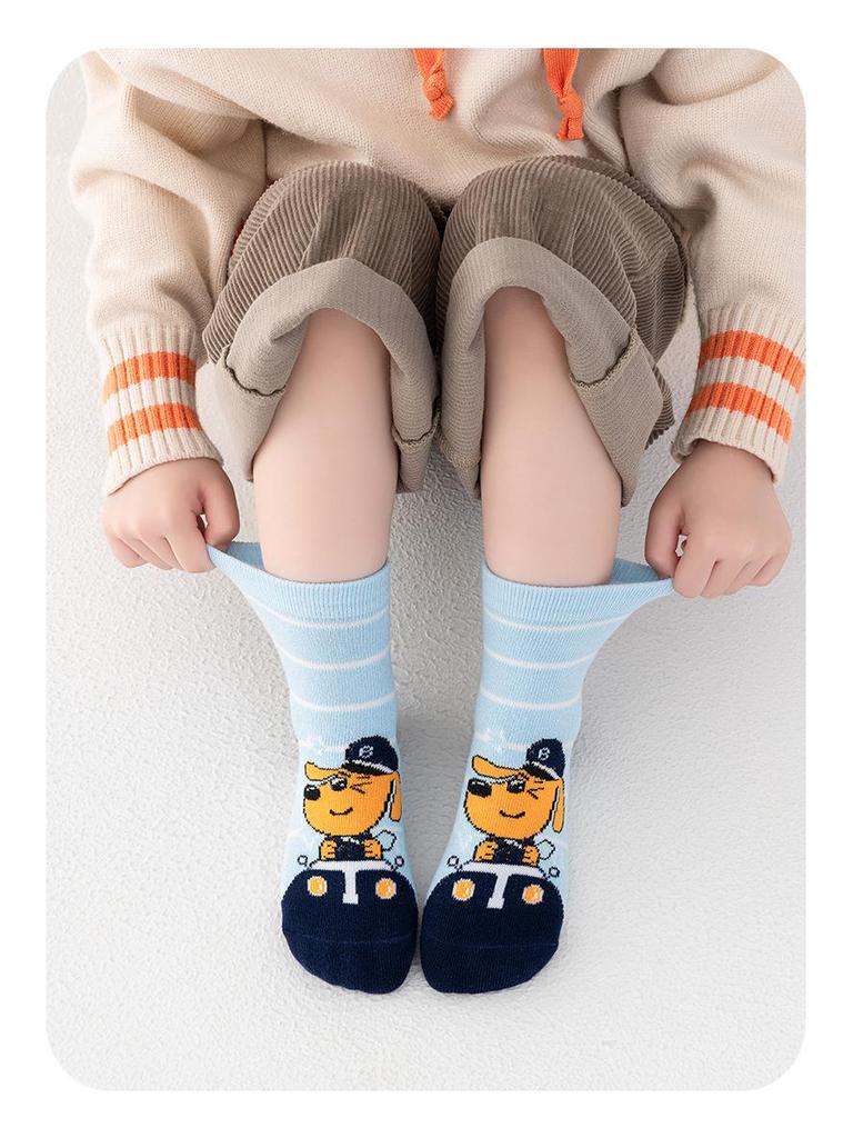 Labrador Kids' Mid-Tube Cotton Socks - Cute Cartoon Styles for Boys (Spring, Autumn, Winter)