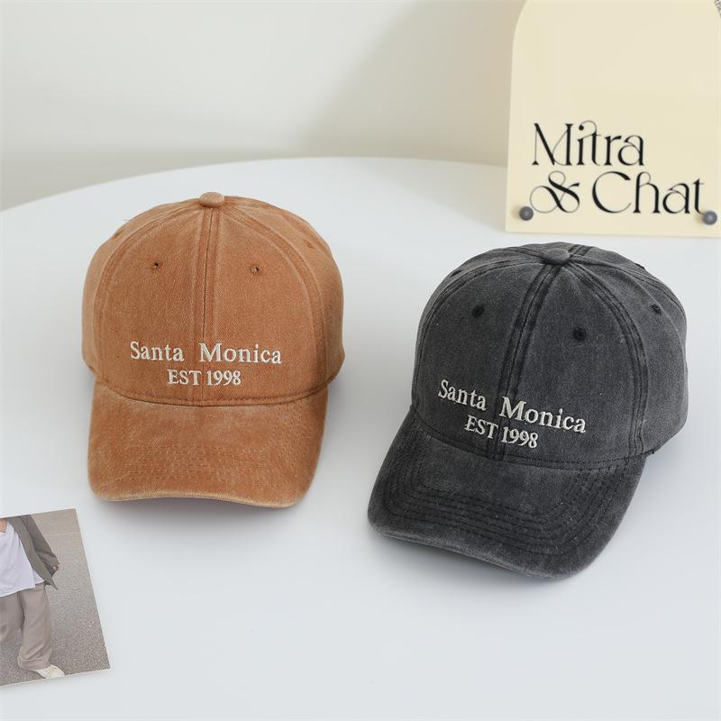 Japanese English Letters Baseball Cap Neutral Style Men and Women Can Wear Retro Soft Top Baseball Hats To Make Their Faces Look Small