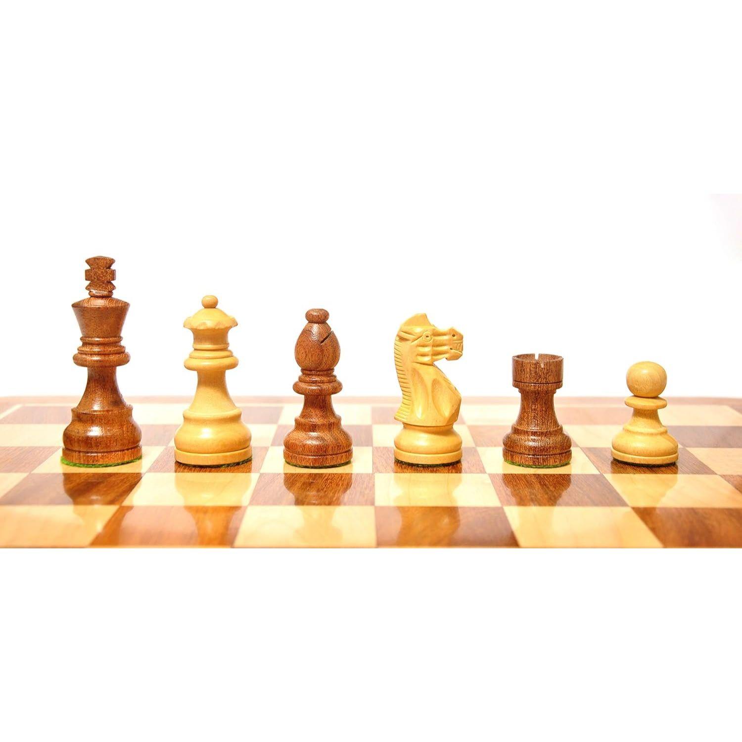 

Деревянные шахматные фигуры только 32 шахматиста и 2 дополнительные ферзи изготовлены из древесины палисандра и древесины самшита. Деревянная шахматная доска (Не включено)