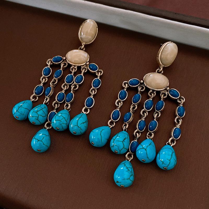 Medieval Vintage Silver Needle Retro High-end Earrings Light Luxury Versatile Earrings Court Style Niche Earrings