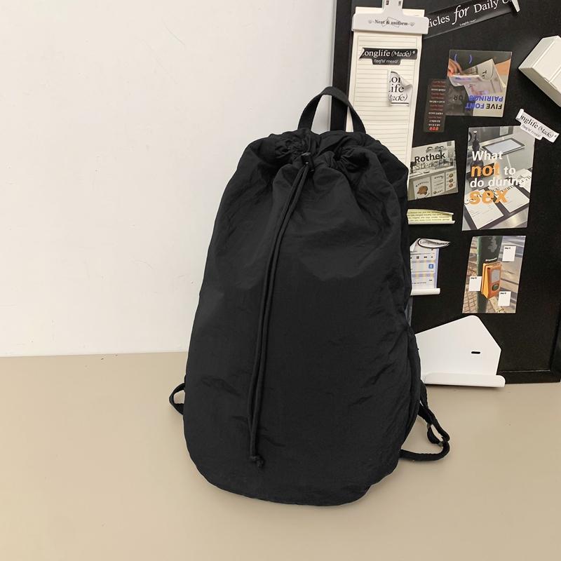 Простая мужская сумка на шнурке — фото 14