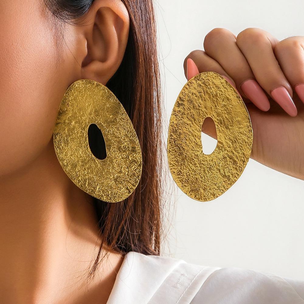 Exaggerated Personality Irregular Geometry Hollowed-out Round Piece Liquid Metal Stud Earrings for Women Trend Designer Jewelry