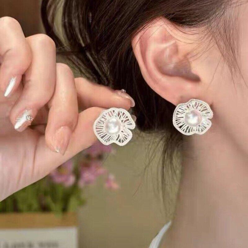 New Elegant Hollow Flower Earrings Trendy Irregular Imitation Pearl Earrings For Women Party Wedding Jewelry Girls Gifts