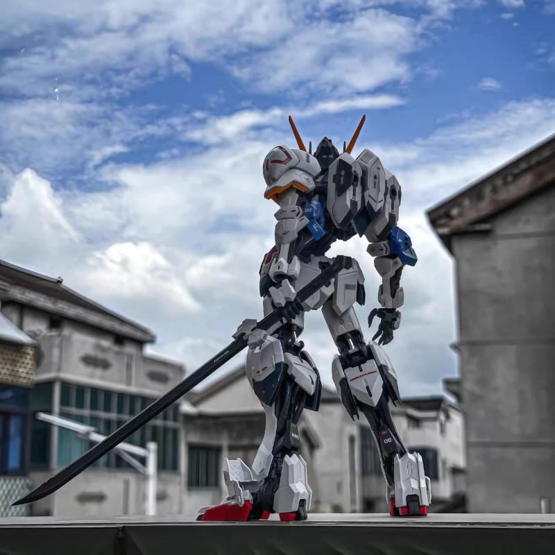 1100 Mg AswG08 Barbatos 4Th Form Mecha Model Kit Assembly Action Figures With Water Decals Mobile Suit Surprise Gift Toys