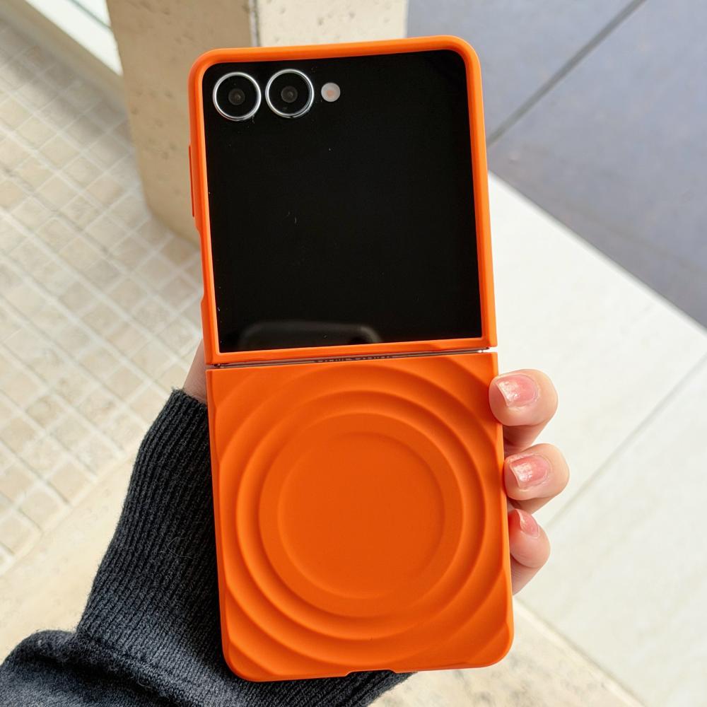 Soft Silicone For Magsafe Magnetic Water Ripple Case For For Samsung Galaxy Z Flip 7 6 5 4 3 5G Wireless Charging Shockproof Cover