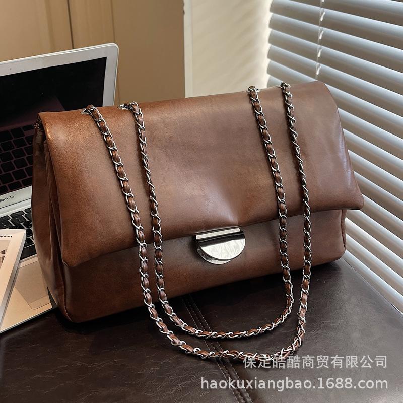 Premium Bag Women's 2025 New Trendy Fashion Texture Shoulder Messenger Bag Large Capacity Commuter Bag Chain Bag