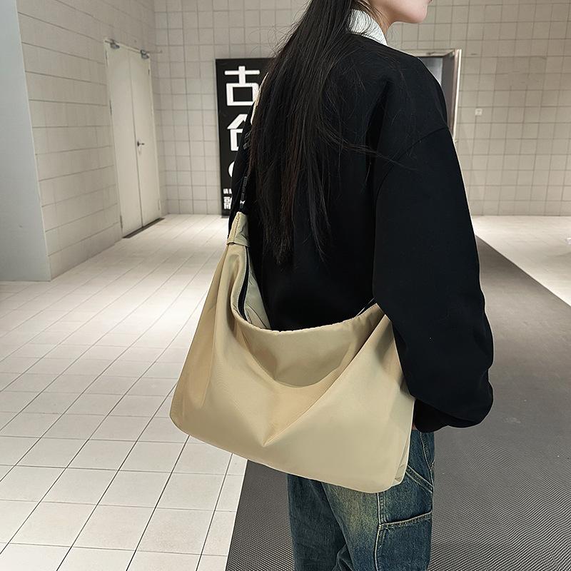 Crossbody Bag Women'S Simple Large-Capacity Tote Bag Commuter Mailman Bag Men'S Neutral Sports Style Shoulder Bag Women