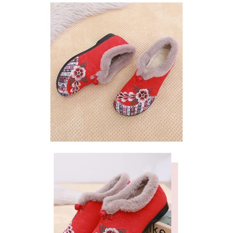 New Women's Cotton-Lined Boots with Thickened Insulation Flat-Soled Embroidered Shoes for Middle-Aged and Elderly Women