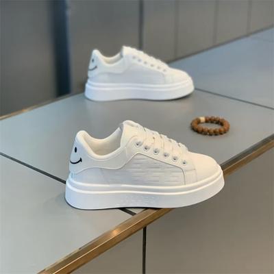 Herrenschuhe Frühling neu atmungsaktiv dicksohlige erhöhende Board-Schuhe modische vielseitige Sport- und Freizeitschuhe Herren