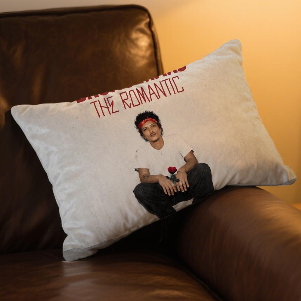 La chanteuse romantique B-bruno M-mars housse de coussin Produit phare Maison Canapé salon Housse de coussin décorative douce double face 30x50cm