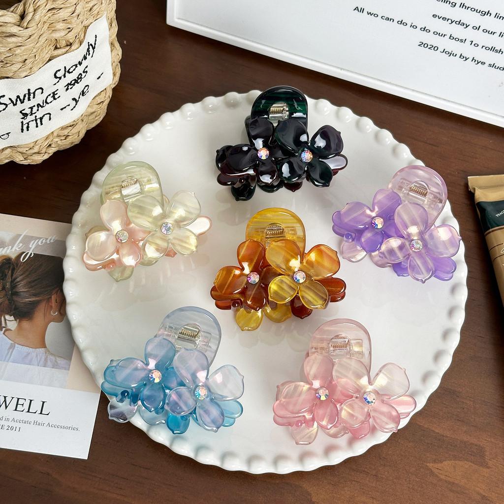 Premium Acetate Flower Hair Clip In Trendy Jelly Colors Perfect For Fashionable Women