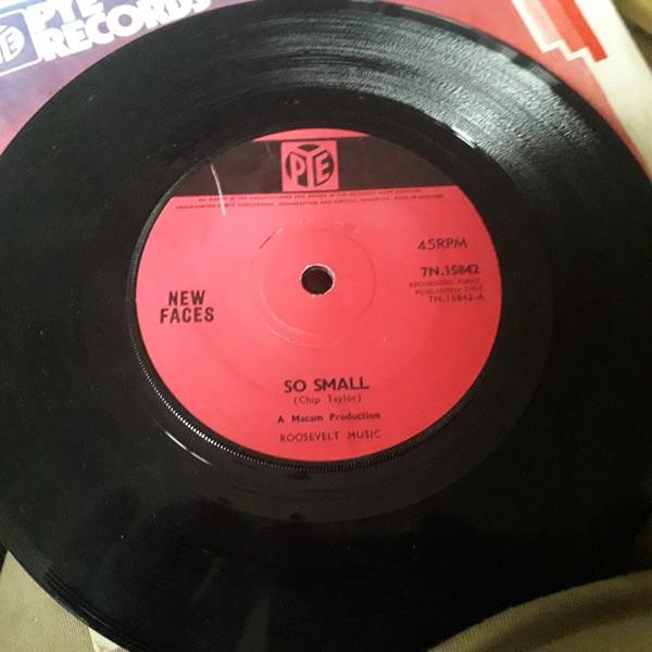 

7-дюймовая пластинка NEW FACES So Small 7N15842 Pye Records 1965 UK Поп Б/у