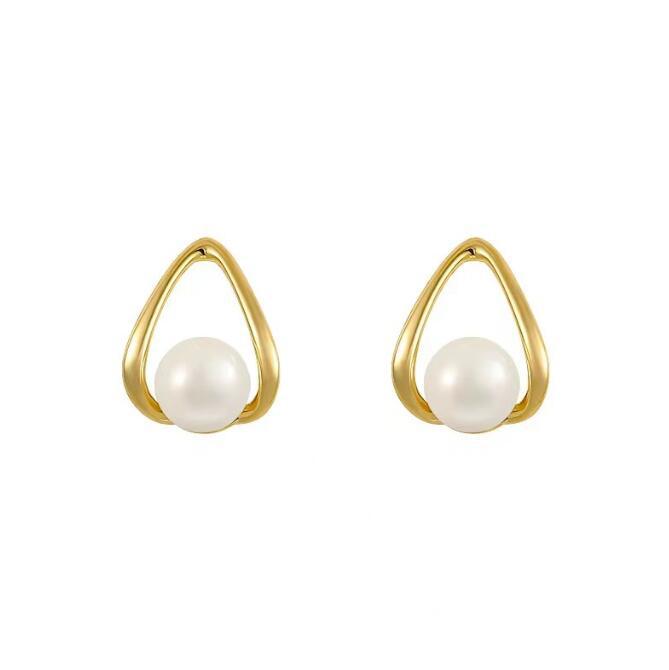 Elegant Small Pearl Water Drop Stud Earrings - Versatile, Delicate, and Stylish