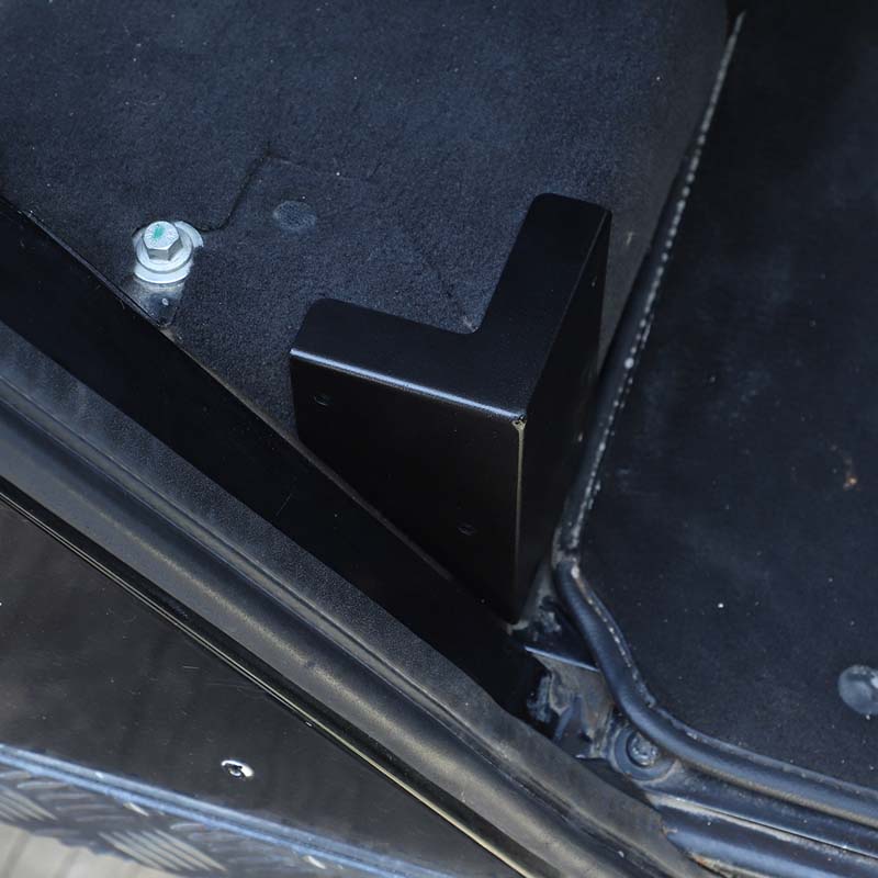 For 2004-19 Land Rover Defender 90 110 aluminum alloy car front and rear seat base anti-collision corner protection accessories