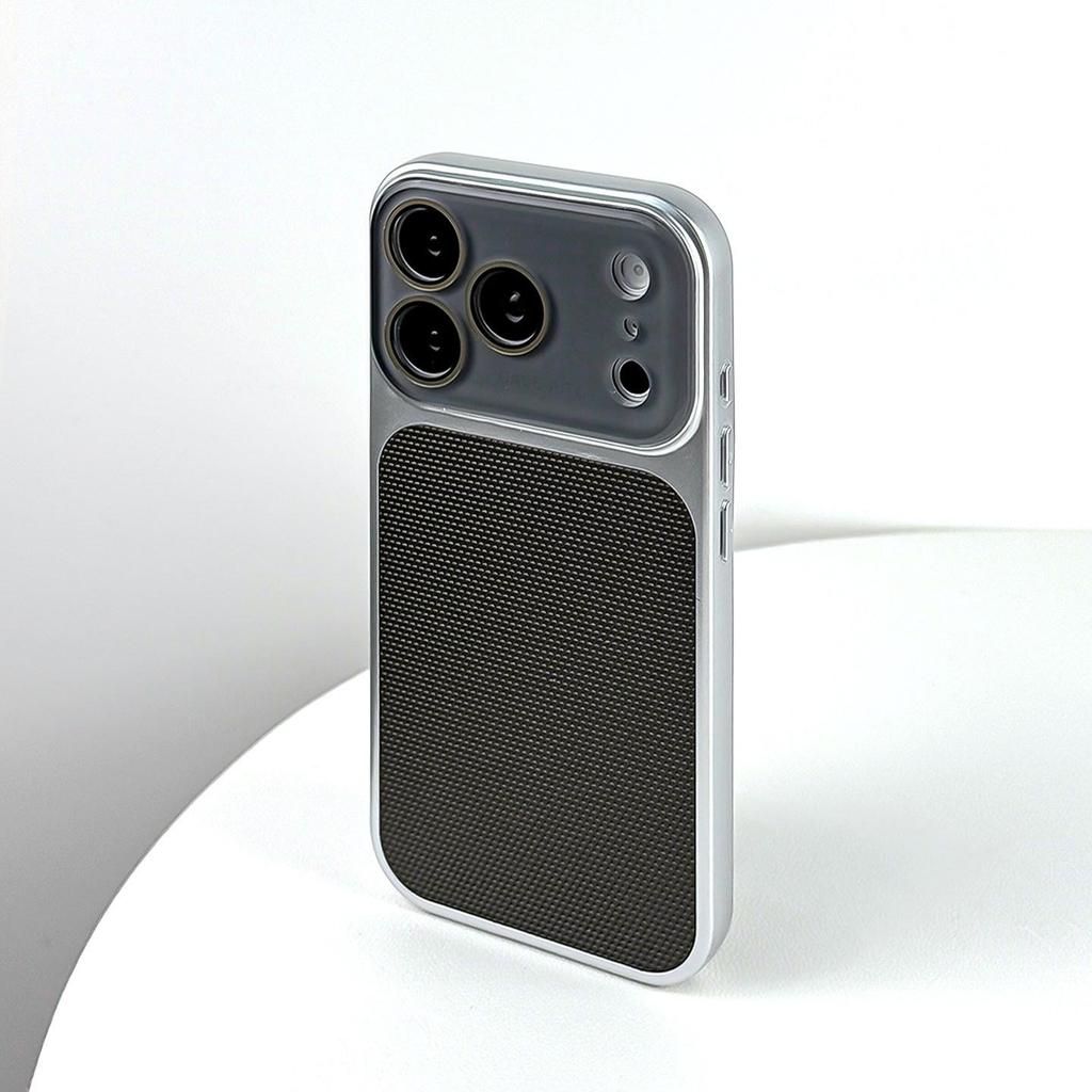 Protezione Pellicola per Obiettivo iPhone 17 Pro Max con Motivo a Waffle e Copertura Completa, Compatibile con Apple 16 PM.