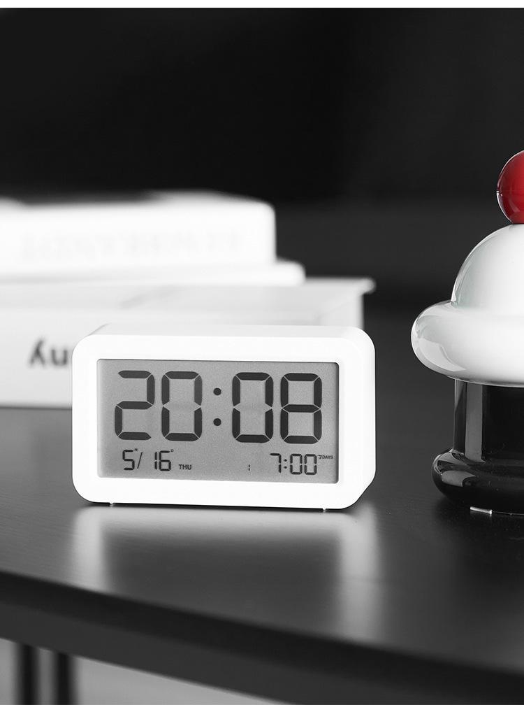 Compact Digital Alarm Clock: Multifunctional Mini Electronic Clock for Bedside or Desk, Ideal for Students (Model Q118)