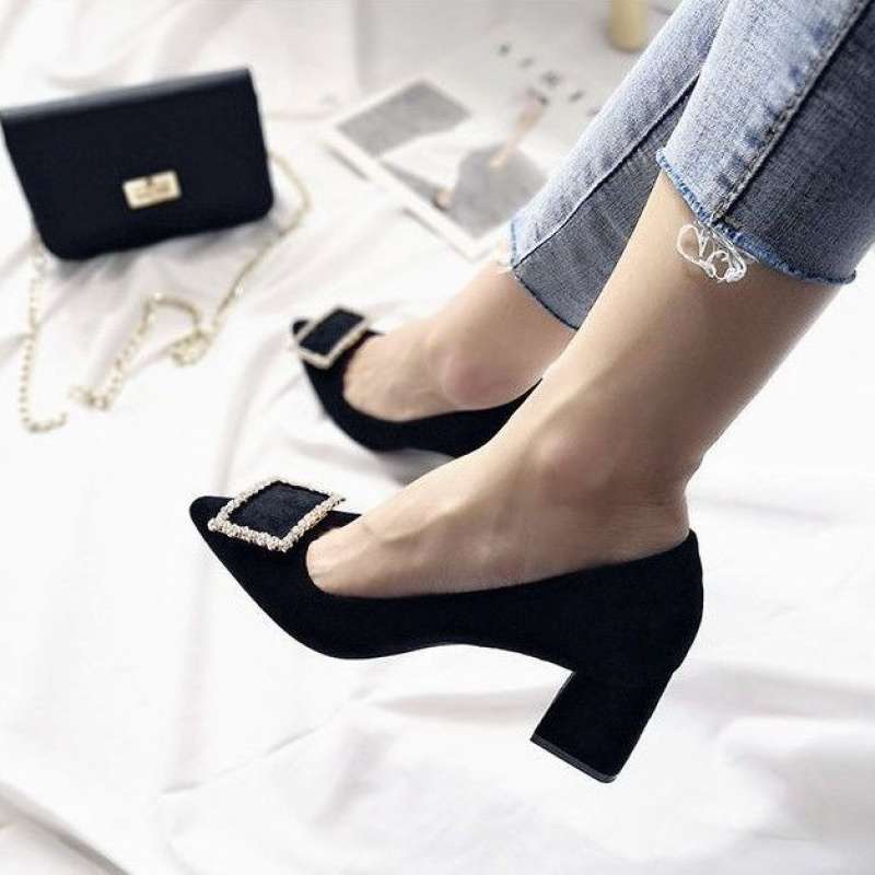 Shoes female student Korean version 2025 spring and autumn new light mouth versatile black work shoes buckle thick heel high heels women