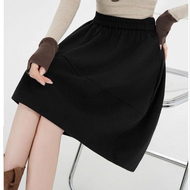 

Korean Woolen Fluffy High-Waist Midi Skirt - Autumn/Winter Retro A-Line Bud Shape M (36-45 kg) чорний