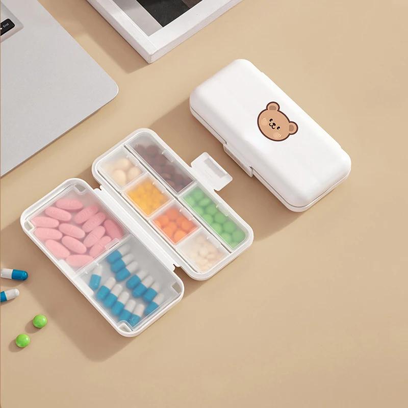 Niedlicher kleiner Bär, tragbar, doppelschichtig, zum Ausgehen, separat verpackt, Medikamentenaufbewahrung, Kunststoff-Pillendose, Behälter