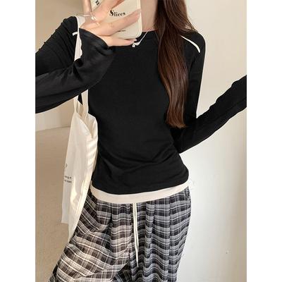 Fake zweiteilige Basic-Modelle mit langärmligen T-Shirts für Damen, süße Mädchen, Kontrastfarben, schlankmachend, neue Herbst-Unterzieh-Tops