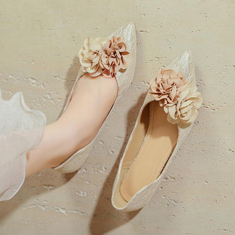 Fashion Sweet Ladies Flower Flat Shoes Lace Embroider Ballet Flats Pointed Toe Floral Slip On Loafers Women Moccasins Plus Size 41-45