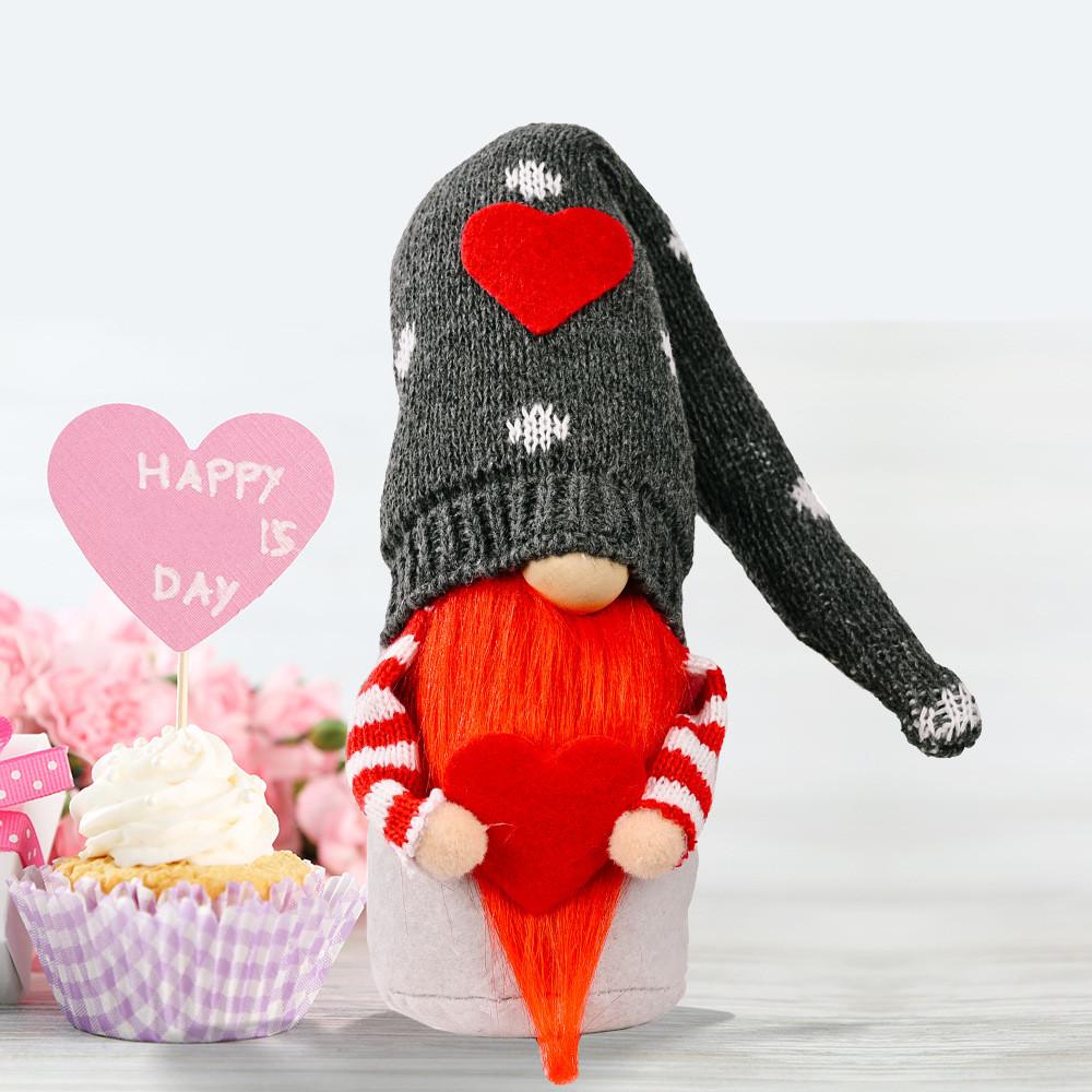 

Handheld Whimsical Heart Knitted Hat Rudolph Plush Doll Perfect For Kids Gifts Knit Gray Hat