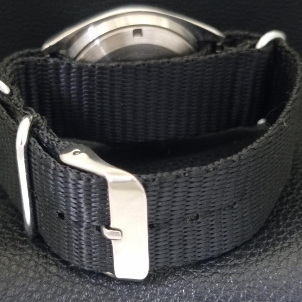 CITIZEN AUTOMATIC 8200 VINTAGE JAPAN MENS WHITE COLOR DIAL WATCH a702744-1 R210-a702744