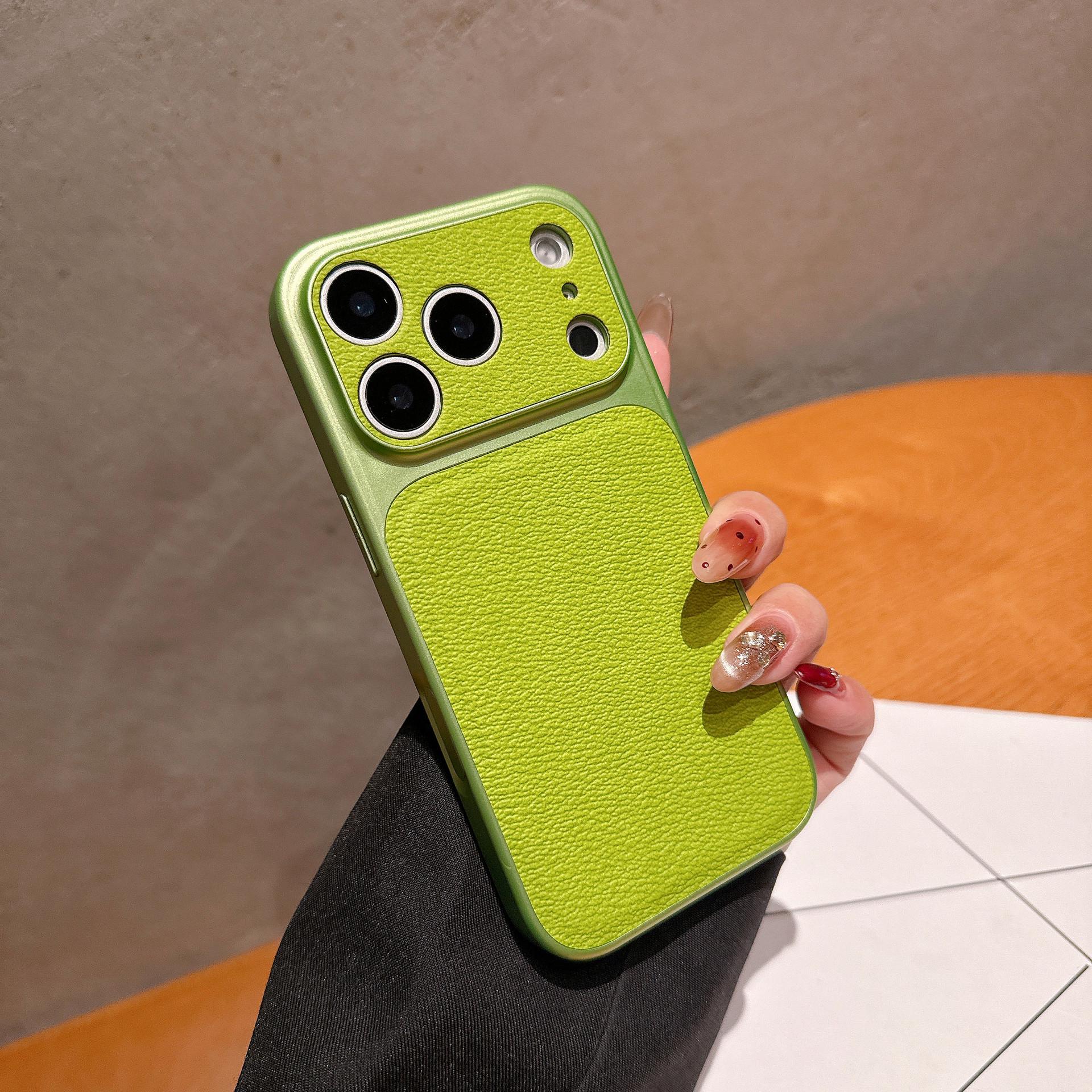 

Imitation Leather Shell for iPhone 17 Pro Max - Drop-Proof Protective Case with Unique Feel. 17 Pro зелёный
