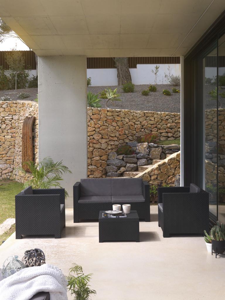 Salon de Jardin Diva Confort 4 places. Fabriqué en Espagne avec PP recyclé. Finition resine tressée